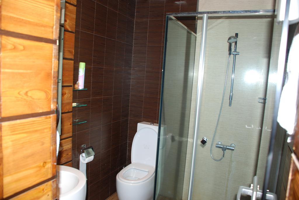 Baxos Hotel Yerevan Exterior foto
