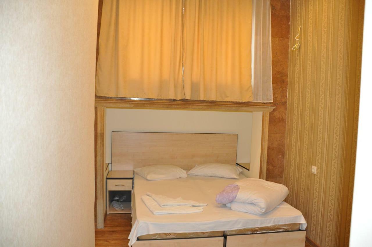 Baxos Hotel Yerevan Exterior foto